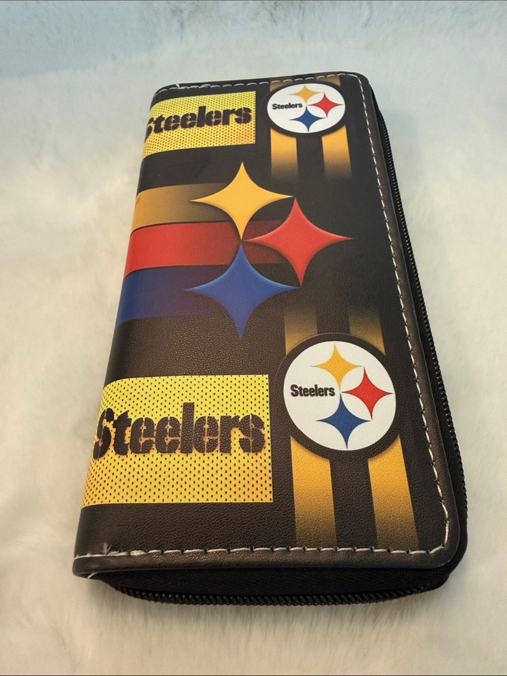 NWOT Black Zip-Around Steelers Wallet